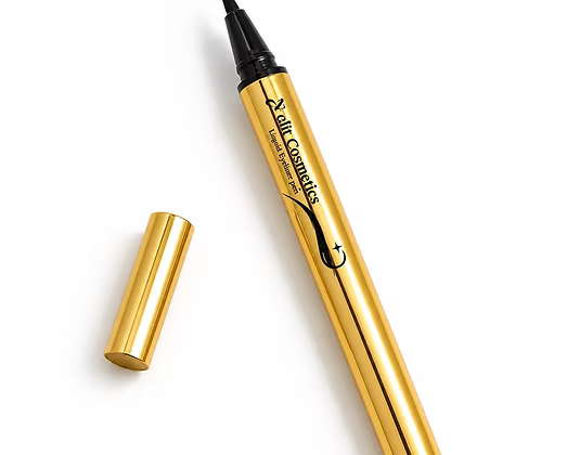 Liquid eyeliner pen
